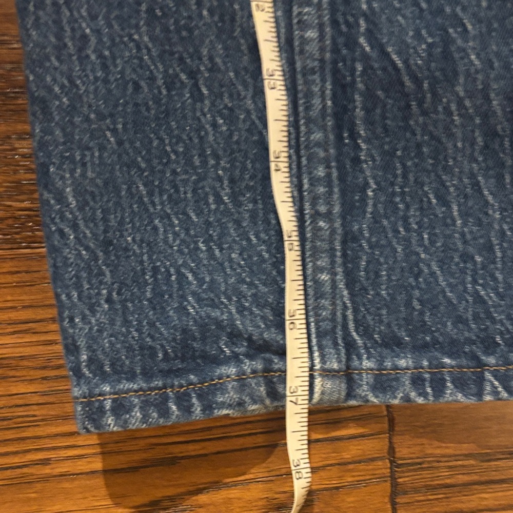 Madewell Relaxed Fit Men's Jeans in Dark Blue - Picture 6 of 6